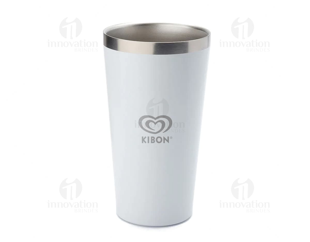 Copo térmico em inox com capacidade de 500ml e parede dupla, ideal para manter a temperatura de bebidas quentes ou frias por mais tempo. O produto é resistente e possui design elegante em prata, perfeito para uso doméstico ou em viagens.