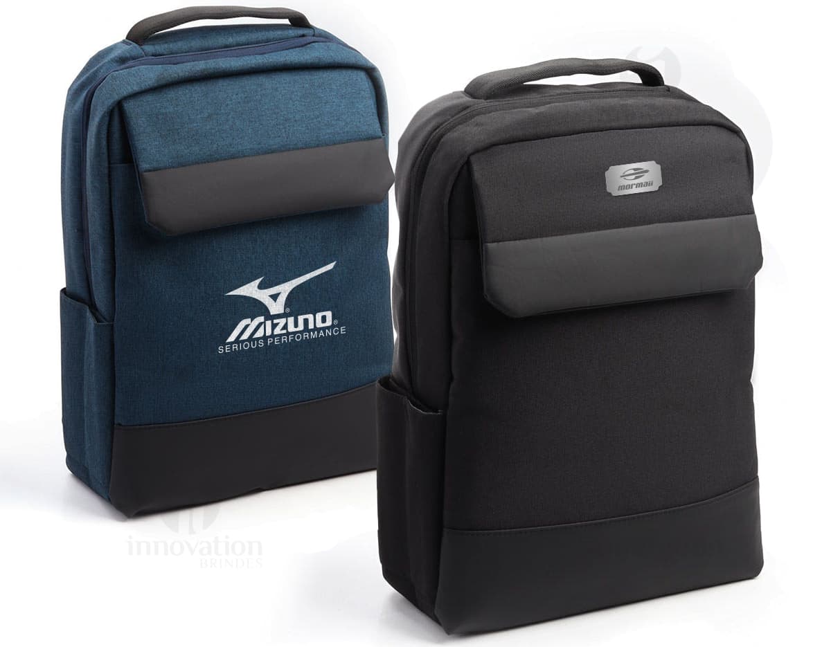 Mochila preta de poliéster para notebook de 15 polegadas, com alças de couro, fecho com zíper, bolsos e espaço para armazenar equipamentos de negócios.