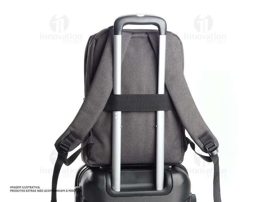 Mochila preta de poliéster para notebook de 15 polegadas, com alças de couro, fecho com zíper, bolsos e espaço para armazenar equipamentos de negócios.