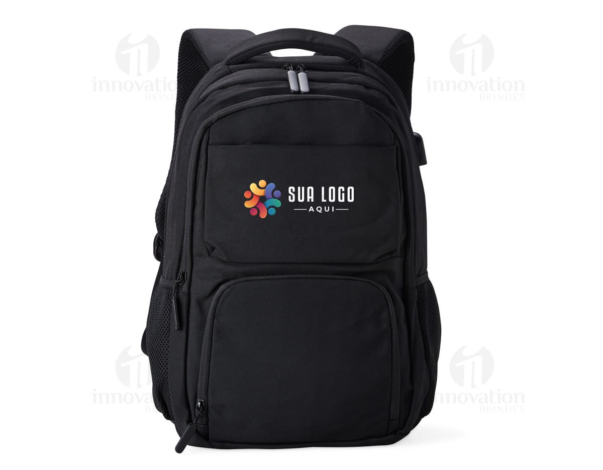 Mochila USB 30 litros para te acompanhar em todas as aventuras. Com design moderno e amplo espaço interno, mantenha seus objetos organizados. Ideal para viagens e uso diário. Nunca fique sem bateria, graças ao carregador USB integrado. Conforto e praticidade em um único produto. Adquira já a sua!