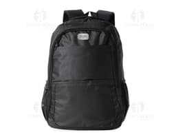 Mochila em nylon preta de 27 litros, ideal para viagens, trabalho e uso casual. Possui alça de mão, zíper, bolsos e