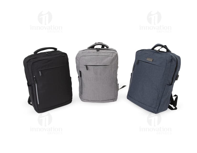 Mochila de Nylon USB 20 litros - Leve, resistente e cheia de estilo para suas viagens e passeios. Com design moderno, essa mochila possui compartimento especial para armazenar seus gadgets e carregar de forma prática. Ideal para quem busca praticidade com elegância. Garanta já a sua!