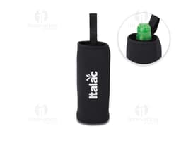Porta Copo Isotérmico em Neoprene, objeto de metal e plástico, clean e shiny, design cuidadoso.
