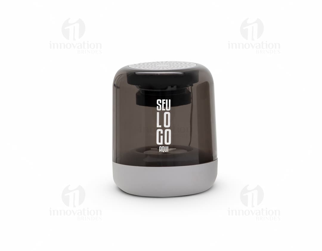 Caixa de som multimídia com LED: modernidade e tecnologia para o seu escritório. Equipamento eletrônico de alta qualidade, design elegante em metal prateado. Acesse agora e garanta o seu!