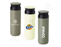 Garrafa Térmica 470ml na cor preta, com tampa rosqueável e alça para transporte.