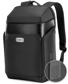 Imagem de uma mochila premium para viagens, com diversos compartimentos e design elegante. Ideal para armazenar dispositivos eletrônicos, como laptop, tablet e smartphone, de forma segura e organizada durante viagens de negócios ou lazer.