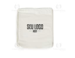 Mochila Saco Algodão vintage, de cor castanho antigo, feita de material de tecido desgastado. Possui textura grunge, com
