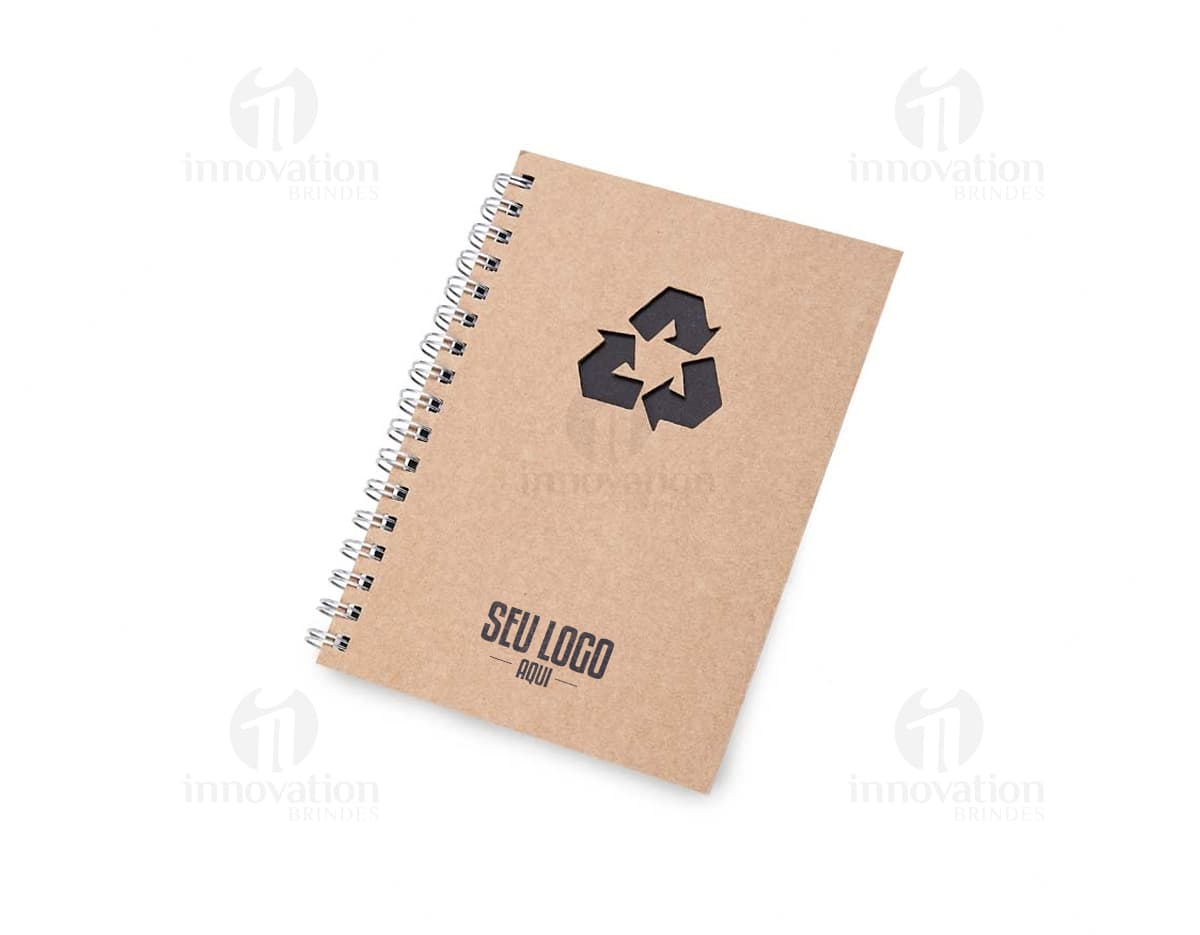 Caderneta ecológica 15x11 para anotações sustentáveis. Feita com material isolante e sem danos ao meio ambiente. Perfeita para lembretes, recados e organização. Ideal para o escritório, estudos e presentear. Aproveite a qualidade e praticidade!