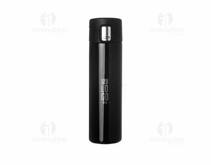 Garrafa de aço inoxidável de 400ml, container de metal prateado, equipamento de higiene, objeto de cuidado pessoal, produto de cosméticos, moderno e de alta tecnologia, com acabamento reflexivo, líquido preto, para aroma ou perfume, em close-up.