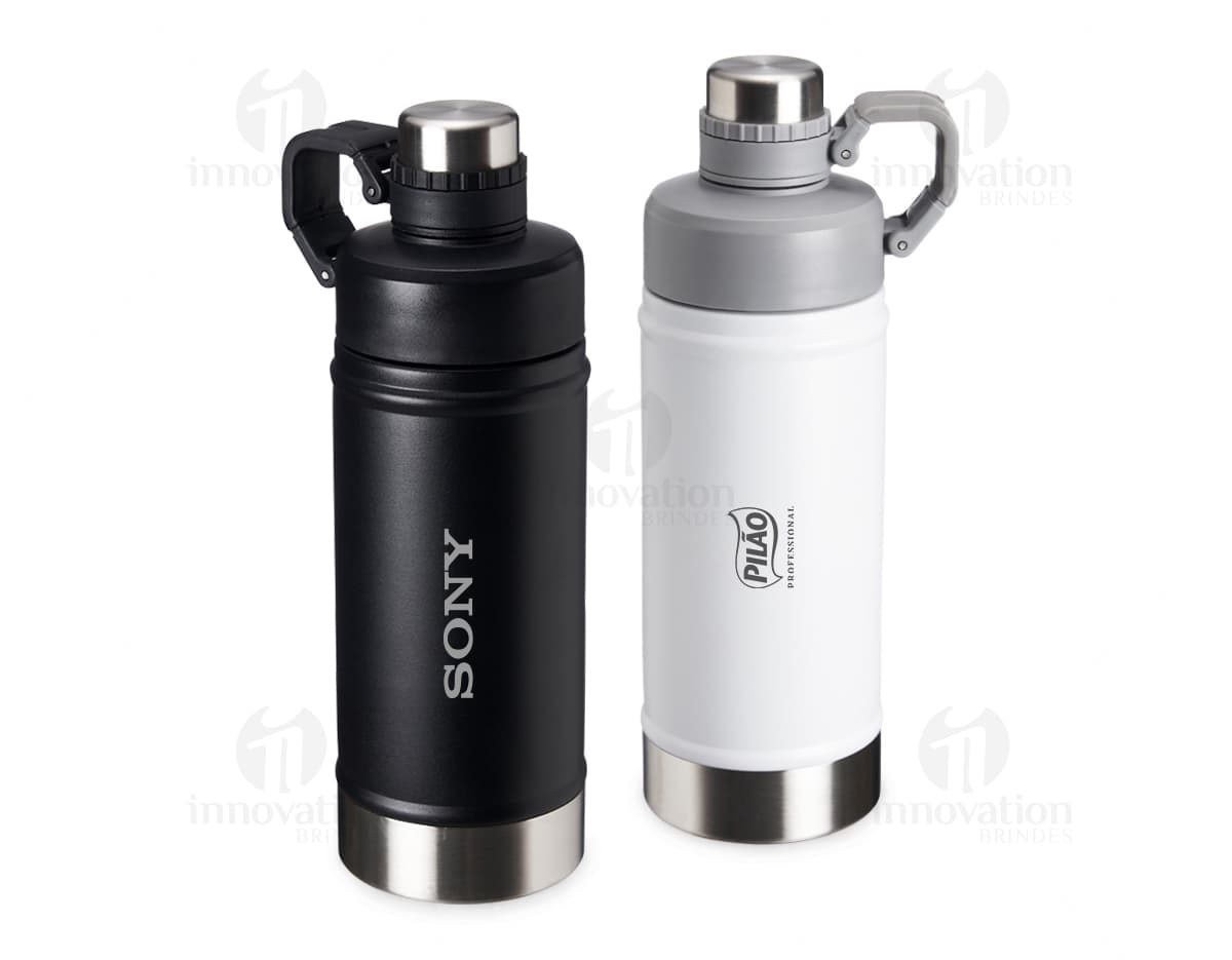 Garrafa térmica inox de 500ml, equipamento de metal brilhante, vazio e saudável, com tampa e reflexão, ideal para bebidas quentes ou frias.
