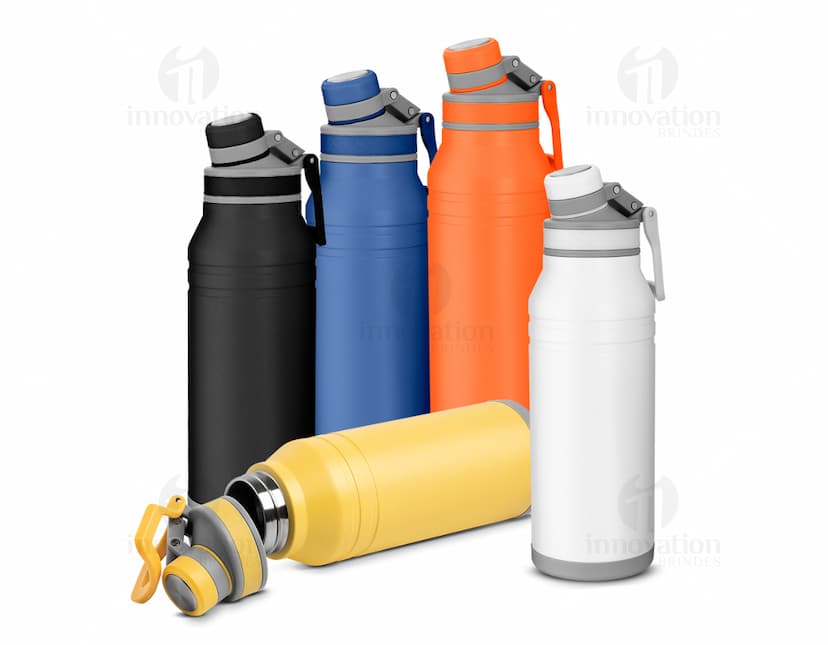 Garrafa térmica inox 1,5L com alça, ideal para armazenar líquidos de forma segura e manter a temperatura por mais tempo. Produto resistente e durável, perfeito para manter a hidratação em dia.