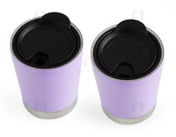Vaso de paredes dobles de 300ml hecho de acero inoxidable, de color plateado y brillante. El vaso está limpio y vacío, con un