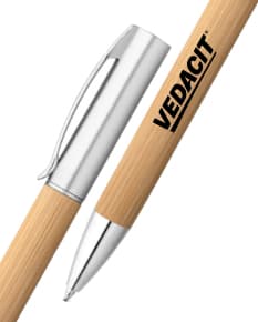 Caneta em bambu, perfeita para escrita suave e sustentável. Ideal para seu escritório, escola ou negócios. Adquira já a sua! Eco-friendly e elegante.