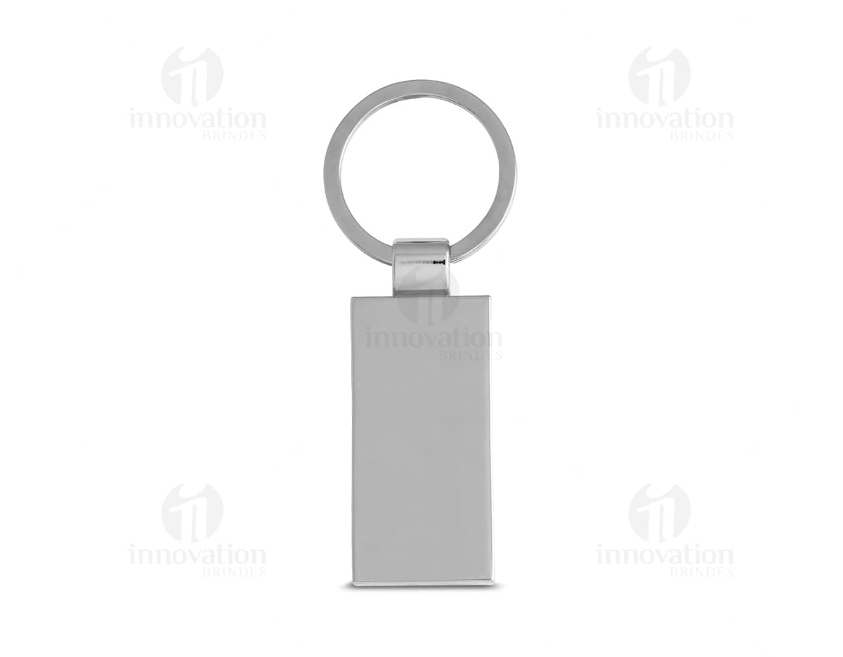 Chaveiro de bambu com revestimento metálico, design elegante e resistente. Ideal para carregar chaves com segurança e estilo.