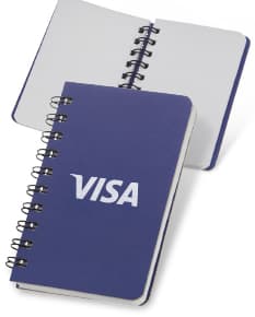 Bloco de anotações Kraft 14x10 com capa em papel, espaço em branco para escrever mensagens, lembretes e notas. Ideal para uso no escritório, estudos ou organização pessoal. Design simples, clean e prático.
