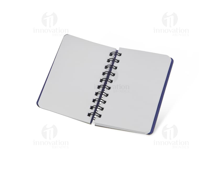 Bloco de anotações Kraft 14x10 com capa em papel, espaço em branco para escrever mensagens, lembretes e notas. Ideal para uso no escritório, estudos ou organização pessoal. Design simples, clean e prático.