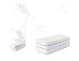 Luminária Retrátil preta e moderna, que lembra um celular. Contém botões e tela digital, feita de plástico e metal. Perfect