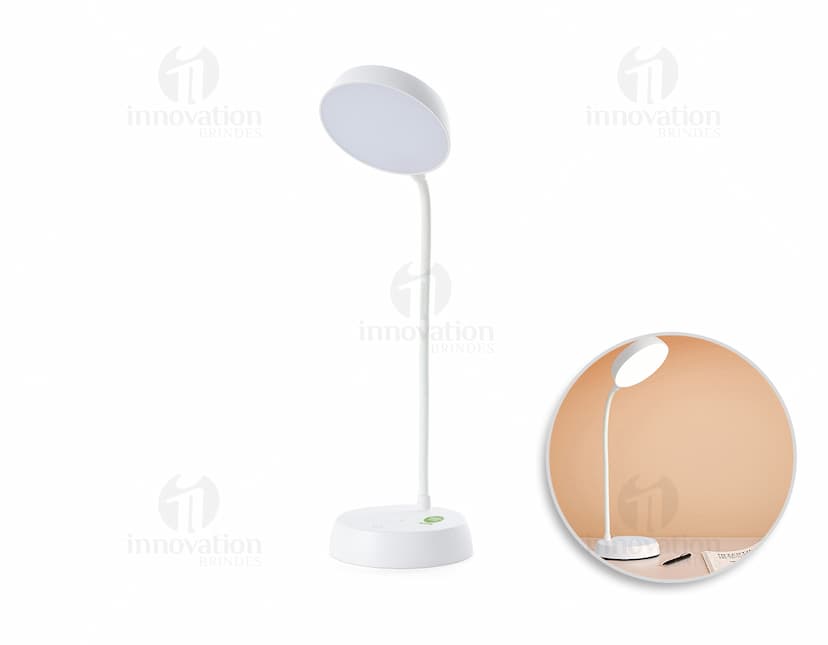 Luminária articulável de design moderno, ideal para iluminar seu espaço de trabalho com estilo e sofisticação. Aproveite a tecnologia LED para economizar energia enquanto cria um ambiente mais produtivo. Perfeita para escritórios, home offices e salas de estudo. Adquira já a sua!
