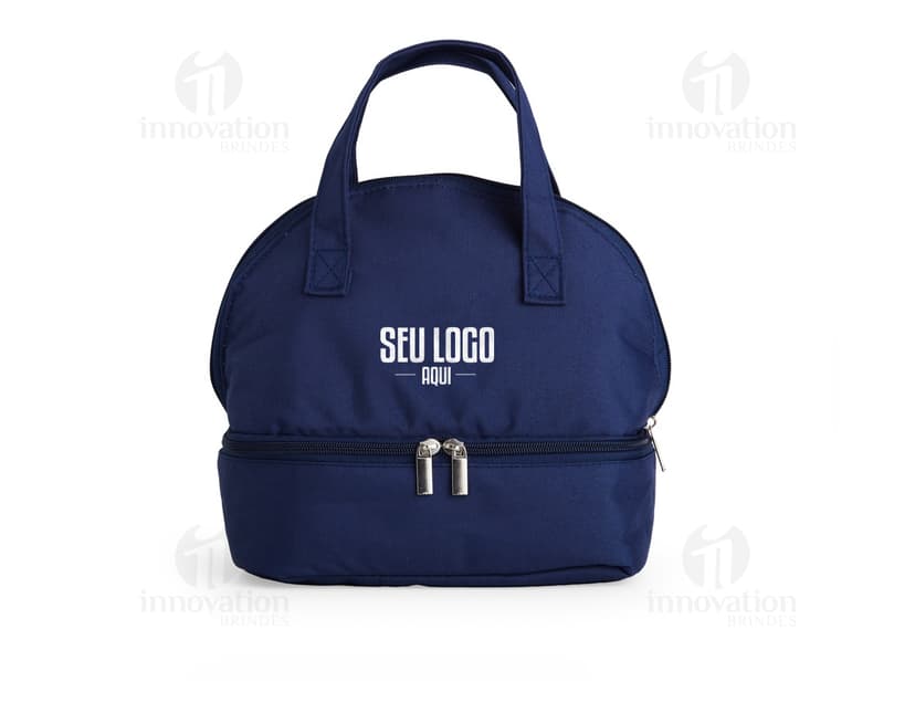 Bolsa Térmica 6 Litros - Perfeita para viagens e passeios, esta bolsa térmica é elegante, prática e moderna. Feita em couro de alta qualidade, com alça ajustável e zíper resistente. Mantenha seus alimentos frescos por mais tempo com muito estilo! Compre já.