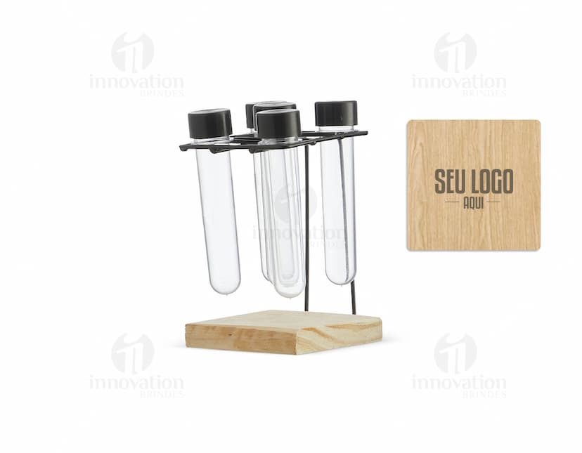 Kit Porta Temperos em vidro transparente com tampa de metal e diversos recipientes para armazenar condimentos. Inclui garrafa de água, jarra de café, shaker de coquetel e timer de cozinha. Ideal para organizar e decorar a cozinha.