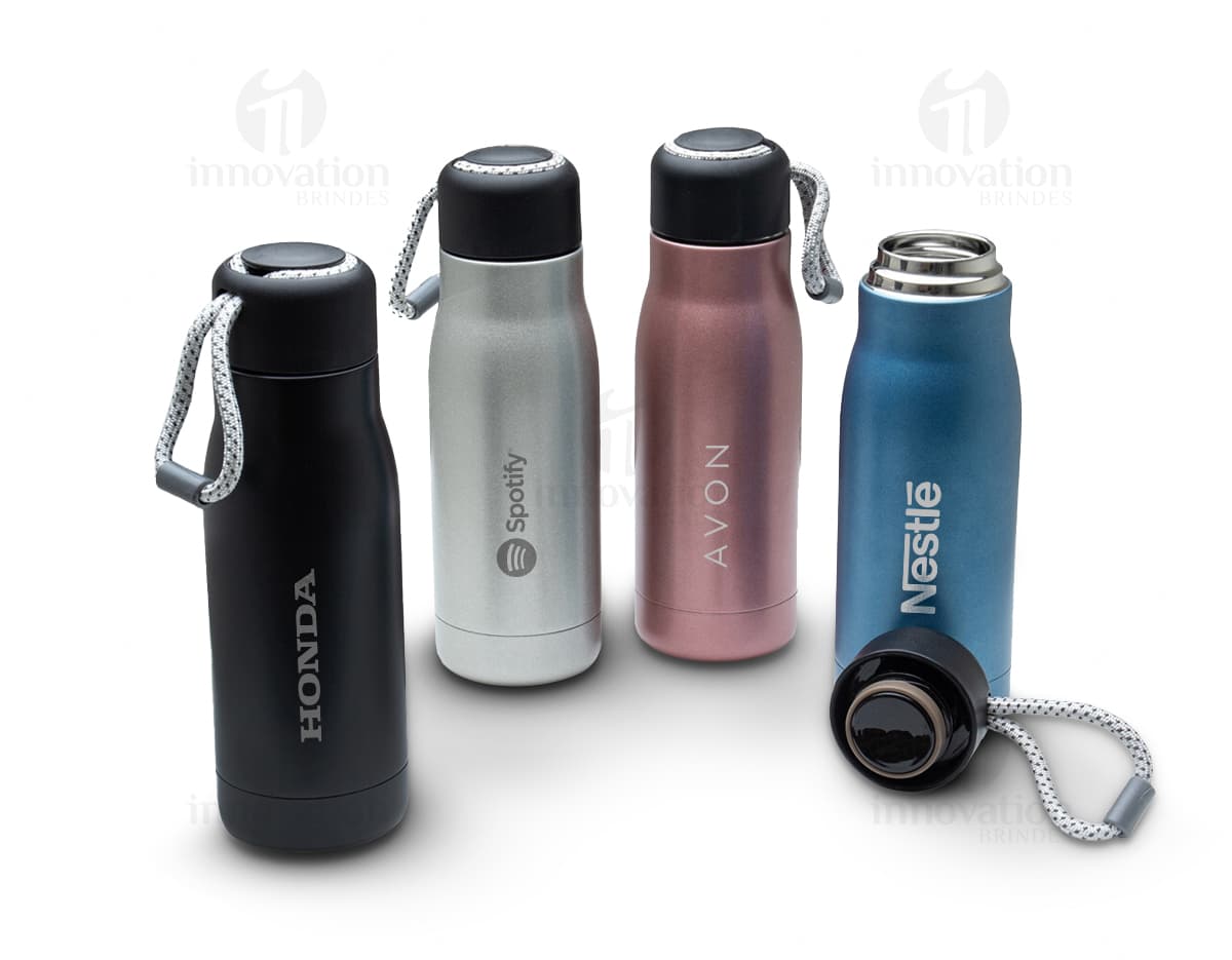 Garrafa Térmica 420ml: Mantenha suas bebidas favoritas na temperatura ideal com estilo e praticidade. Ideal para uso pessoal ou presentear alguém especial. Aproveite a qualidade do material em aço inoxidável para conservar a temperatura por mais tempo. Incremente seu dia a dia e garanta momentos de refrescância onde quer que esteja. Adquira já a sua!