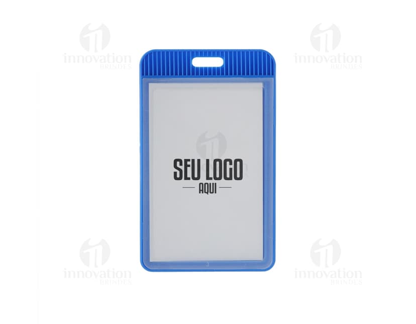 Porta crachá plástico de alta qualidade para identificação de funcionários e visitantes. Mantenha sua empresa organizada e segura com esse item essencial. Adquira o seu agora!