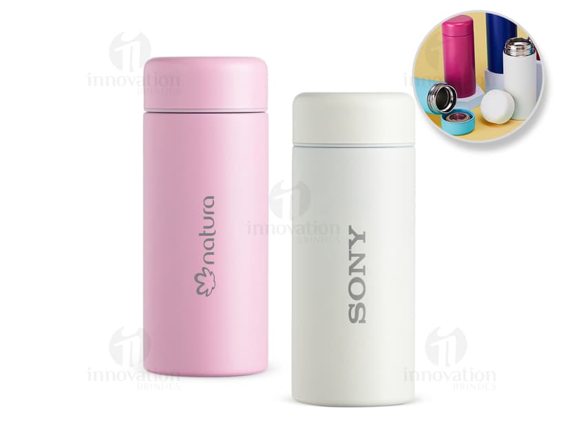 Garrafa térmica 200ml com design moderno e colorido em metal e plástico, perfeita para manter a temperatura de líquidos. Ideal para cuidados de higiene e beleza, contendo diversos produtos de cosméticos e higiene pessoal.
