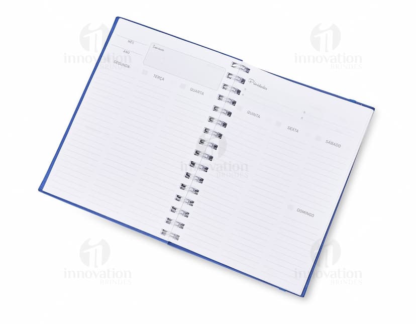Caderno Planner preto com páginas em branco e marcador de páginas colorido.