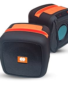 Caixa de som multimídia TWS com luzes, equipamento eletrônico moderno em preto com alto-falante, tecnologia de áudio, com botões de controle, alta potência, design de três dimensões, ideal para festas e entretenimento.