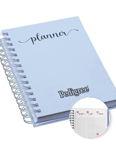 Planner anual em percalux com calendários.