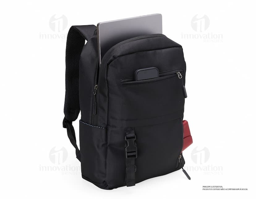 Mochila de Nylon 23 Litros preta em estilo moderno, com design 3D e textura de tecido. Possui espaço para transporte de equipamentos e objetos, ideal para negócios e viagens.