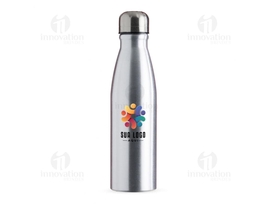 Botella de aluminio con capacidad de 630ml.