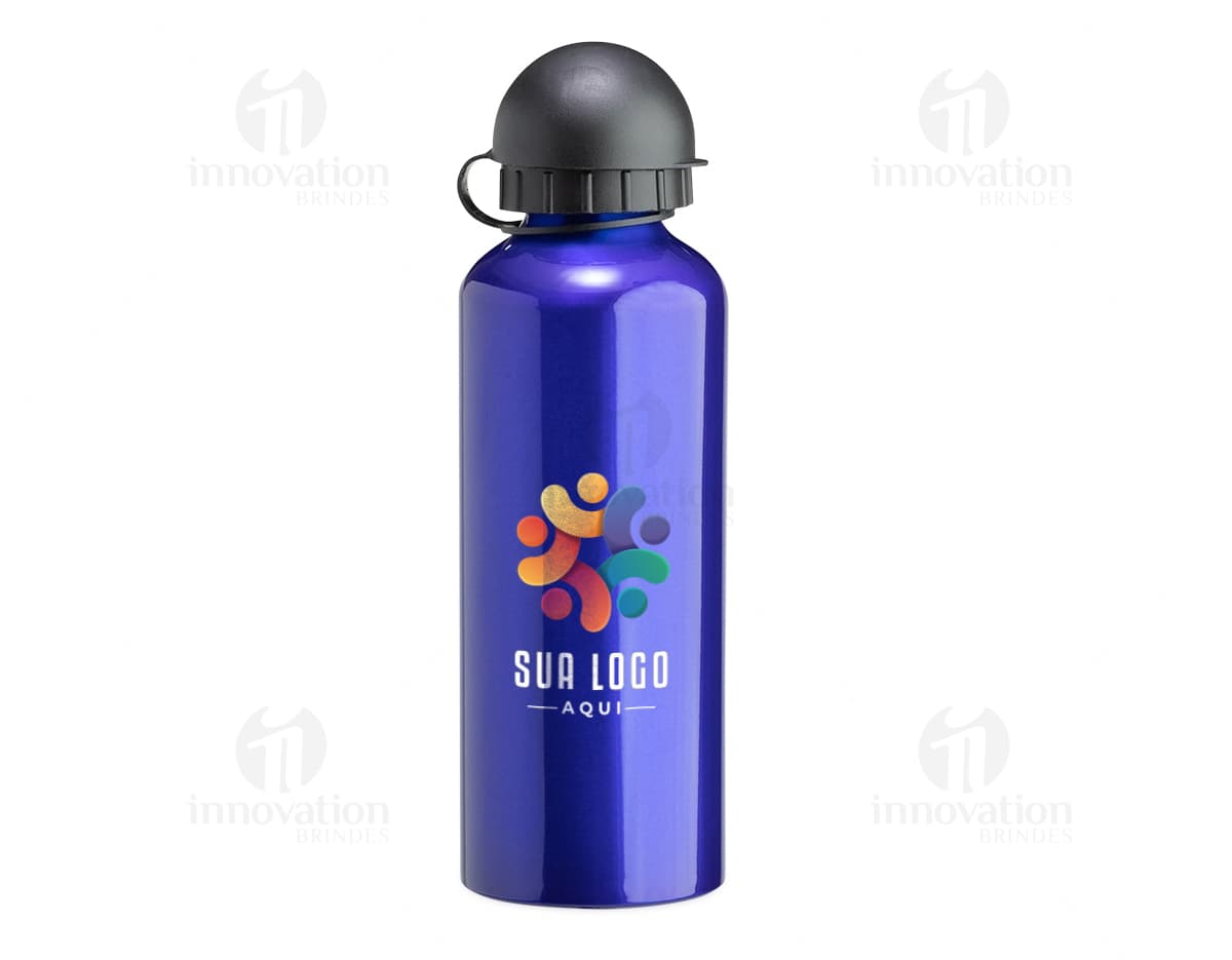 Garrafa de alumínio 500ml com mosquetão, ideal para armazenar líquidos. Feita em material resistente e de alta qualidade, com design prático e clean. Perfeita para manter a hidratação em dia, seja em casa, na academia ou em passeios ao ar livre.