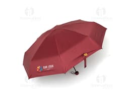 Guarda chuva com design moderno em preto e amarelo, com mapas e bandeiras de países impressos. Produto 3D com abertura