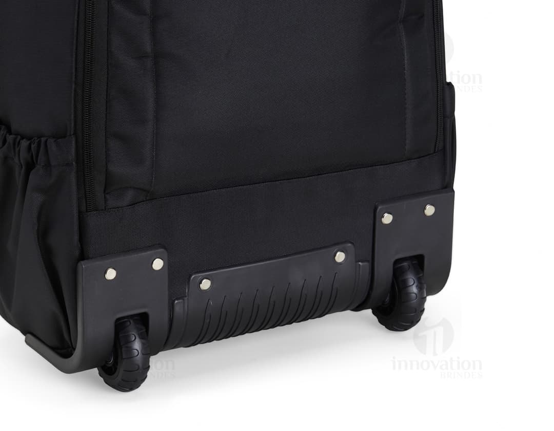 Mochila 27 Litros com Rodinhas preta de couro, equipamento moderno e elegante, com alças, zíper, fivela e rodinhas para fácil transporte. Ideal para viagens, negócios e uso pessoal.