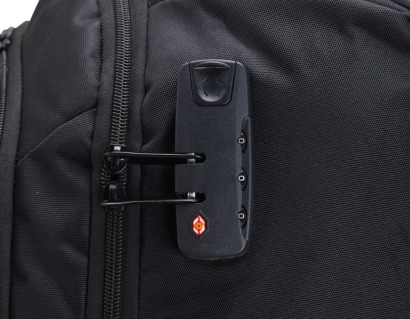 Mochila 27 Litros com Rodinhas preta de couro, equipamento moderno e elegante, com alças, zíper, fivela e rodinhas para fácil transporte. Ideal para viagens, negócios e uso pessoal.