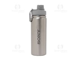 Garrafa térmica de 570ml feita de metal, com tampa e design prateado. Ideal para manter líquidos quentes ou frios por mais