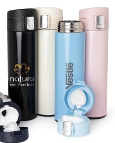 Garrafa térmica inox de 450ml com trava, em metal prateado e design moderno.