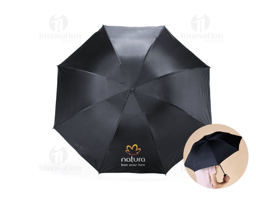 Guarda-chuva manual de nylon para proteção em dias de chuva. Mantenha-se seguro e protegido com este acessório de conforto e segurança. Ideal para momentos de downpour. Adquira já o seu!