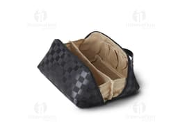 Nécessaire de couro sintético moderno e luxuoso para um estilo único e individual. Este acessório de moda é ideal para