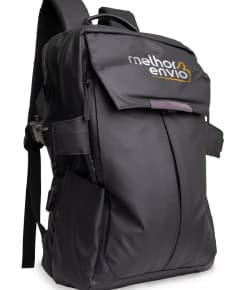 Mochila de couro sintético de 30 litros - Ideal para quem busca estilo e praticidade. Com design elegante em cor preta, é perfeita para viagens, trabalho e escola. Leve, resistente e espaçosa, garante organização e conforto. Adquira já a sua e arrase no visual! 
#mochilacouro #moda #viagem #trabalho #escola #praticidade #estilo #conforto