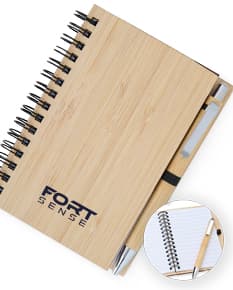 Caderneta em bambu com caneta, perfeita para anotações no dia a dia. Feita em material sustentável, ideal para quem busca praticidade e estilo. Organize seus pensamentos com essa bela caderneta!

Palavras-chave: caderneta, bambu, caneta, anotações, prático, sustentável, organização, estilo, escrita, dia a dia.