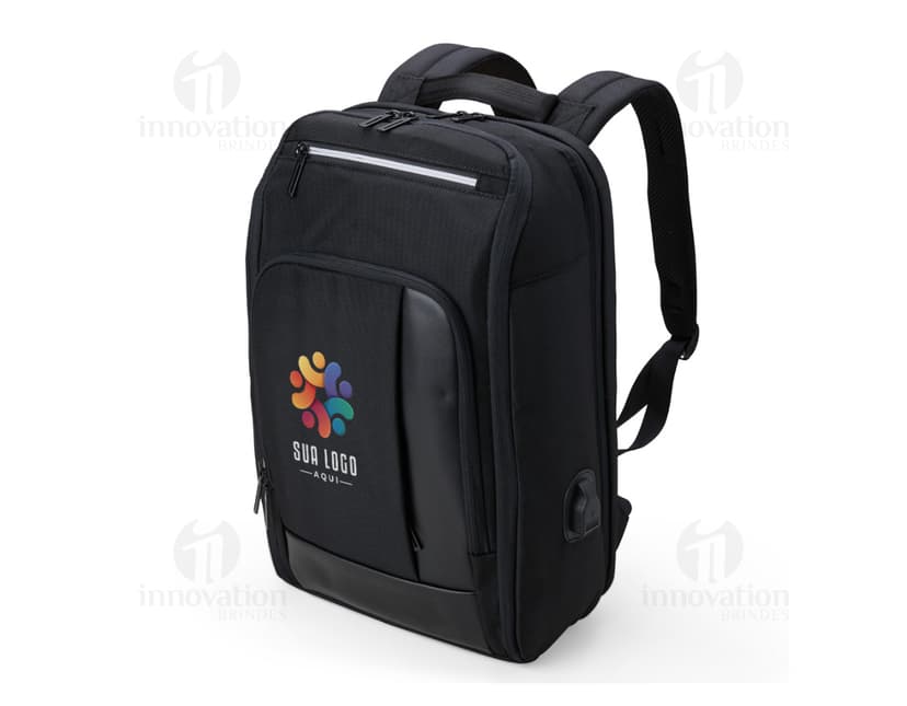 Mochila 23L preta com detalhes em couro, estilo vintage e moderno. Perfeita para viagens e negócios, possui alça, fecho eletrônico, compartimentos para equipamentos eletrônicos e câmera.
