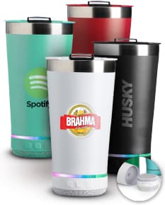 Container de alta qualidade, elegante e funcional, apresentando um copo térmico em aço inoxidável com caixa de som integrada. Perfeito para drinks gelados, sucos frescos, café quente ou qualquer outra bebida de sua preferência. O design moderno e prático torna o copo ideal para festas, bar, café da manhã ou qualquer ocasião especial. A combinação de tecnologia e estilo, com a praticidade do copo térmico e a diversão da caixa de som, proporciona uma experiência única e inovadora.