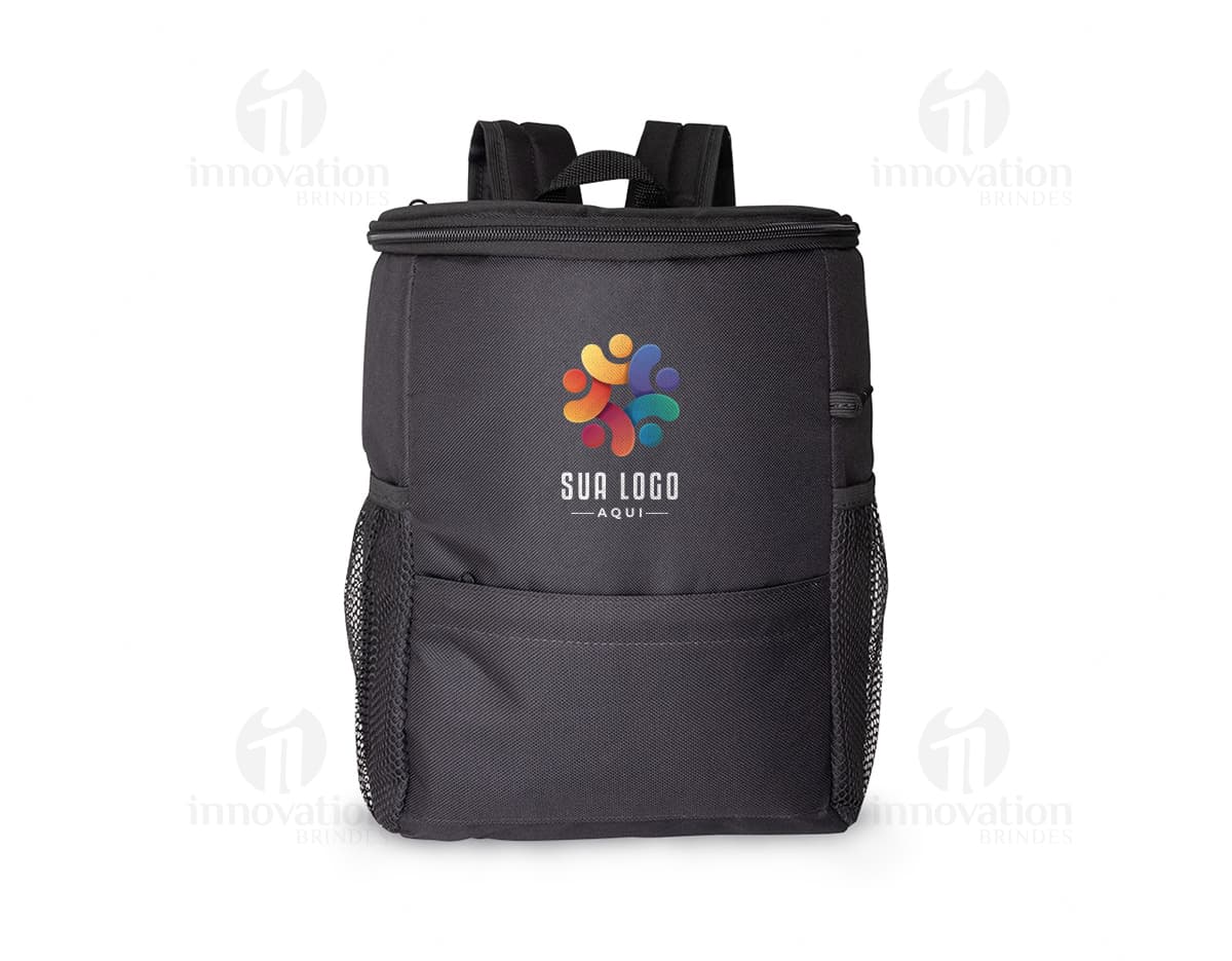 Mochila térmica de 10 litros em couro sintético de alta qualidade, ideal para manter seus alimentos frescos durante o dia. Possui alça ajustável, zíper resistente, e design moderno. Perfeita para levar para o trabalho, faculdade ou viagens. Adquira já a sua!