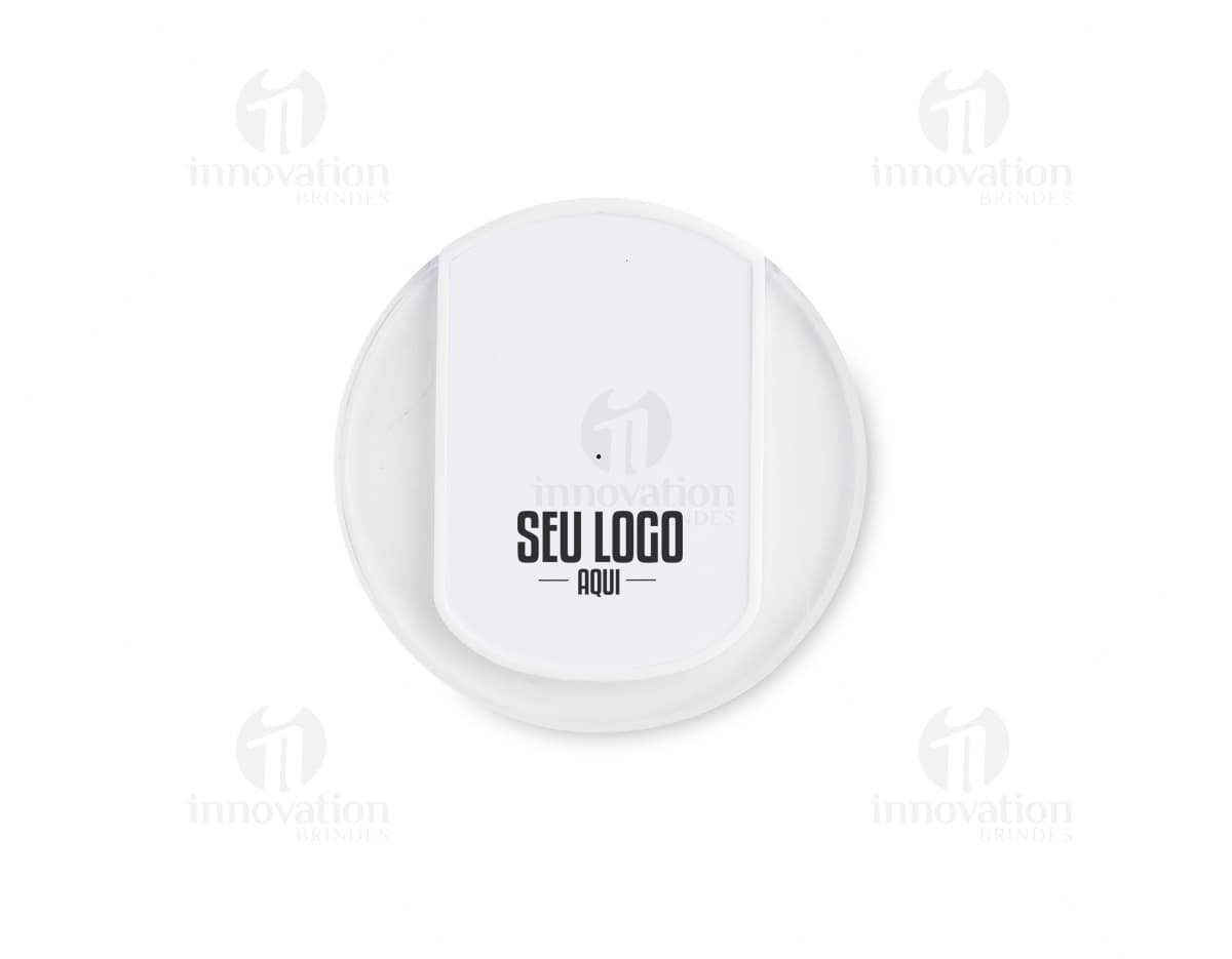 Carregador via indução de design moderno e tecnologia avançada. Ideal para o seu dia a dia, traz praticidade e elegância para carregar seus dispositivos. Tenha mais liberdade e facilidade com esse utensílio clean e eficiente. Adquira já o seu e aproveite a qualidade de um produto de última geração.