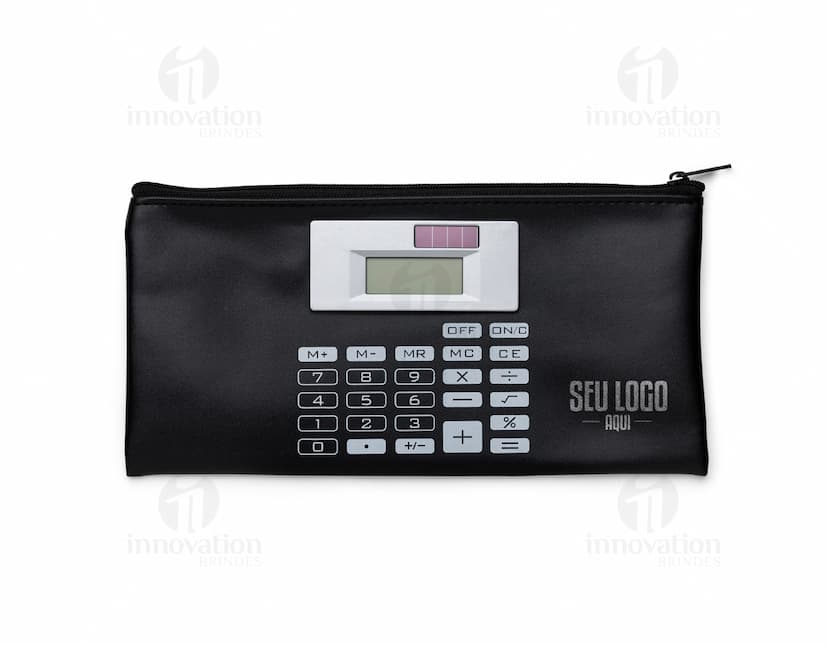 Carteira com Calculadora - A solução ideal para manter suas finanças organizadas! Perfeito para uso no escritório, esta carteira moderna possui uma prática calculadora embutida. Com design elegante e funcionalidade de alta tecnologia, é a escolha perfeita para quem busca praticidade e segurança na hora de controlar seus gastos. Não perca tempo, adquira já a sua!