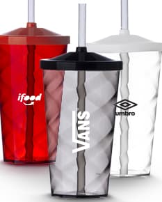 Copo PS 550ml perfeito para bebidas geladas e sucos saudáveis. Feito em material de excelente qualidade, ideal para manter sua bebida na temperatura ideal por mais tempo. Garanta já o seu!  