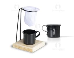 Kit café 3 peças em alumínio: bucket, caneca e jarra. Ideal para seu momento de pausa no trabalho ou em casa. Design moderno