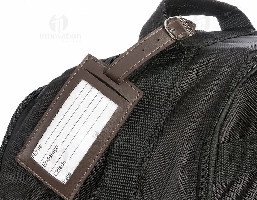 Tag Identificador de Bagagem em Metal Prateado para Viagens - Mantenha suas malas seguras e identificadas com essa prática tag de identificação de bagagem. Ideal para viagens a negócios ou lazer. Feita em metal resistente com design elegante e durável. Nunca mais perca sua bagagem de vista!